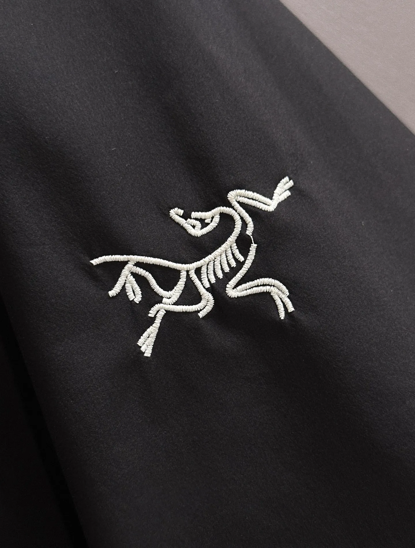 Same Style， ， 2026 New Arrival ，Original Premium Breathable ， ， ， Quality。 ， Sizes：M～3XL，